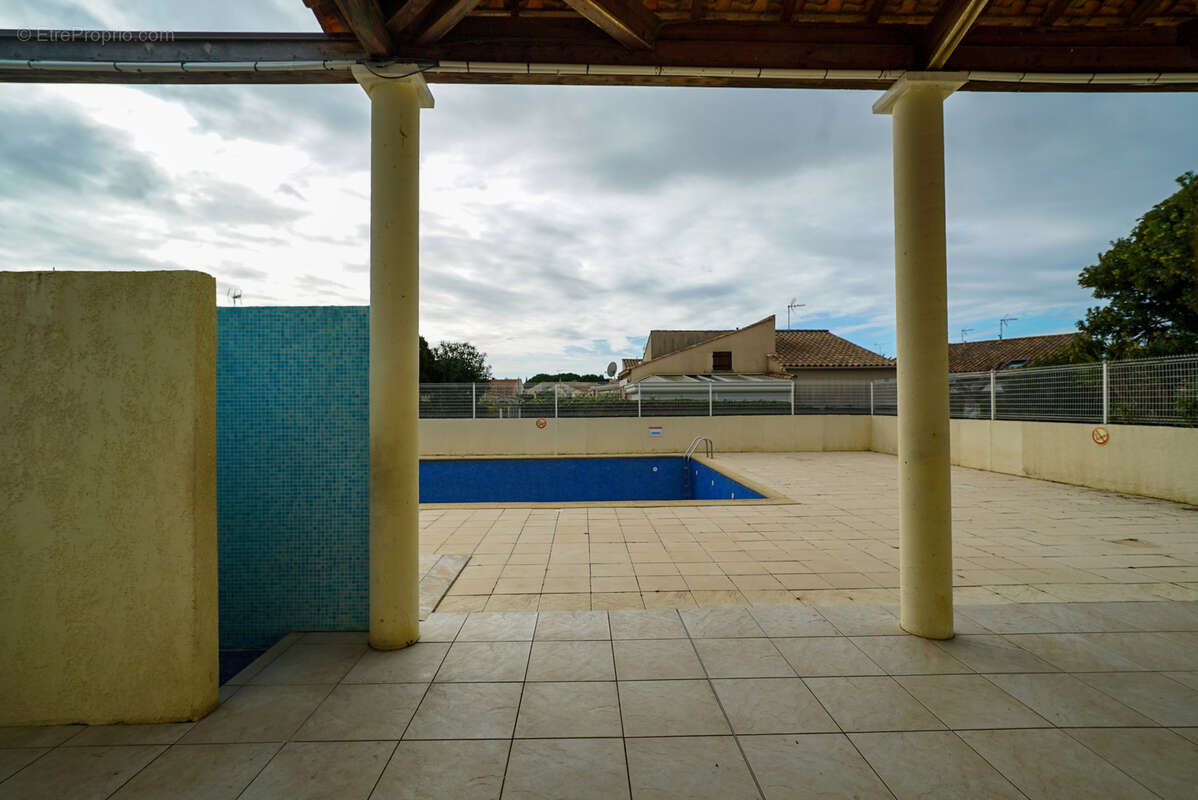 Maison à VIC-LA-GARDIOLE