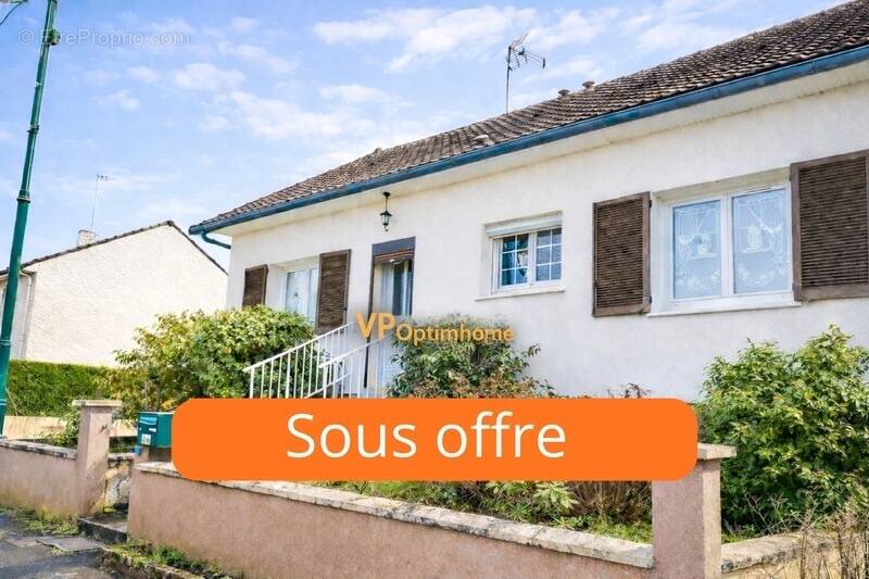 Maison à TORCE-EN-VALLEE