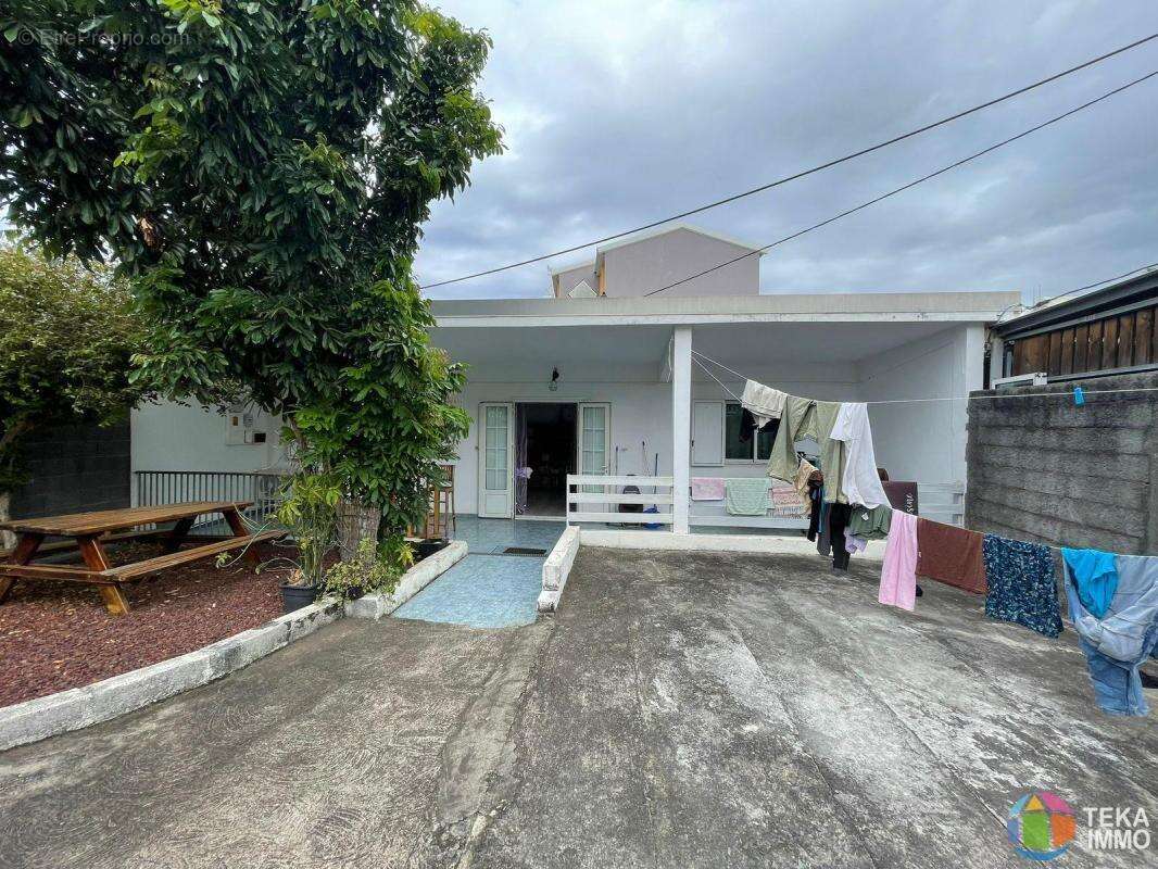 Maison à SAINT-DENIS