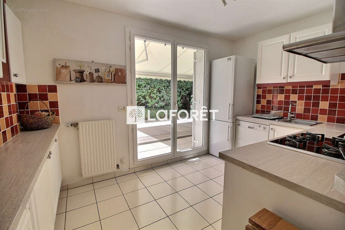 Appartement Rueil Malmaison 6 pièces 132m² avec jardin / terrasse - photo 6