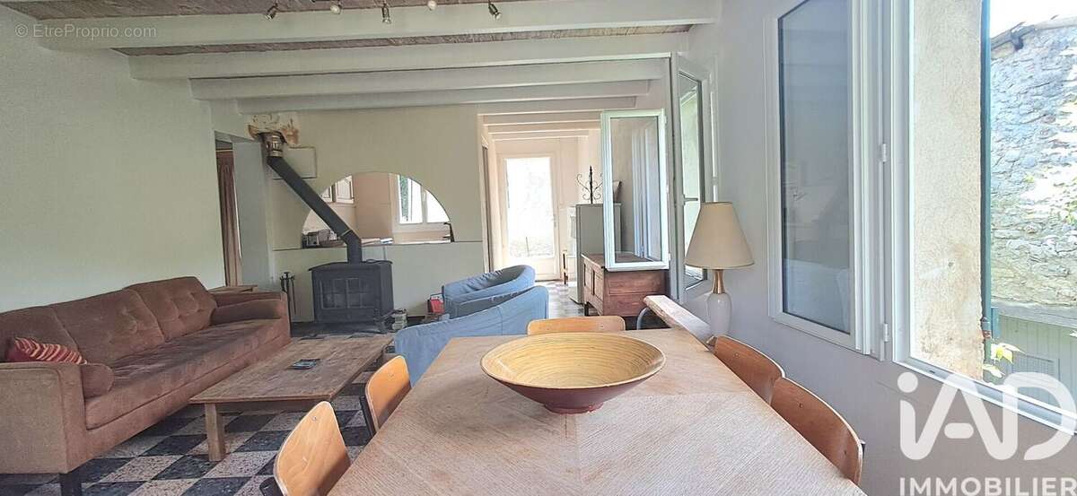 Maison 72 m² à Poyols  - photo 2