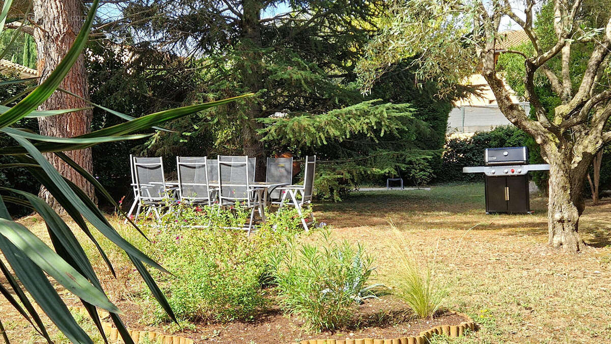 Maison à VAISON-LA-ROMAINE