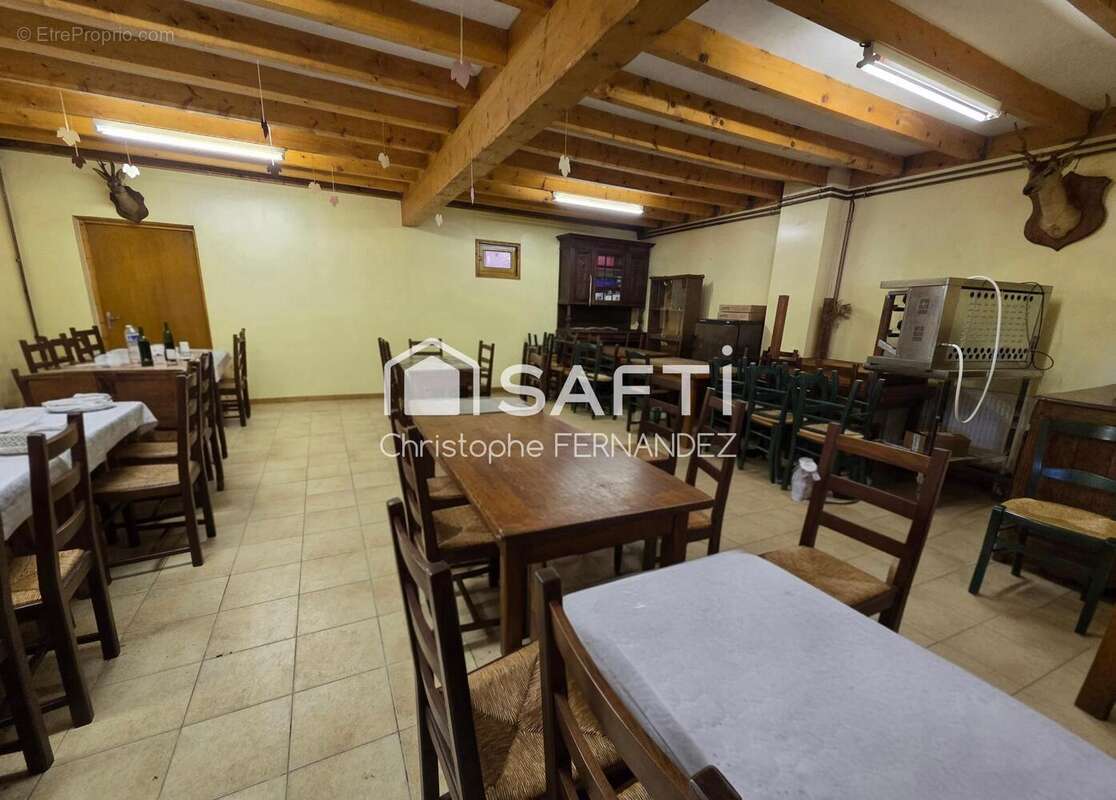 Maison 304 m² à Montendre  - photo 9