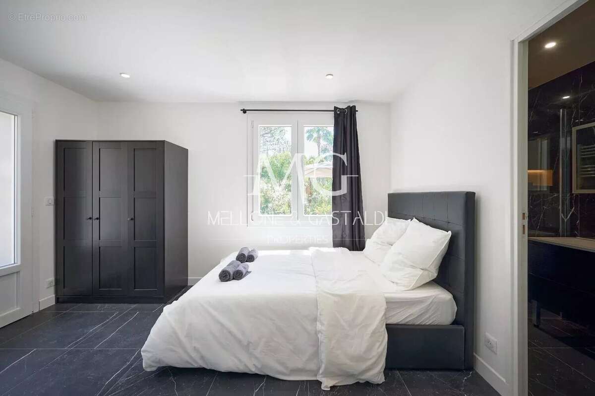 Maison à MOUGINS