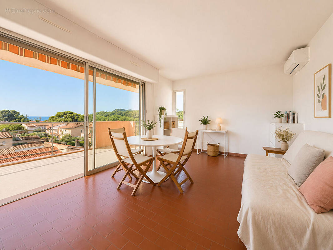 Appartement à SAINT-MANDRIER-SUR-MER