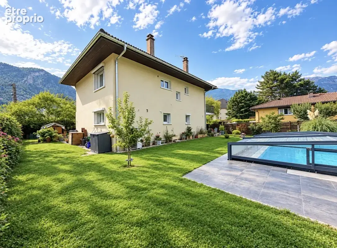 Maison 5 pièces 140 m² à vendre à Cluses (74300) - photo 2