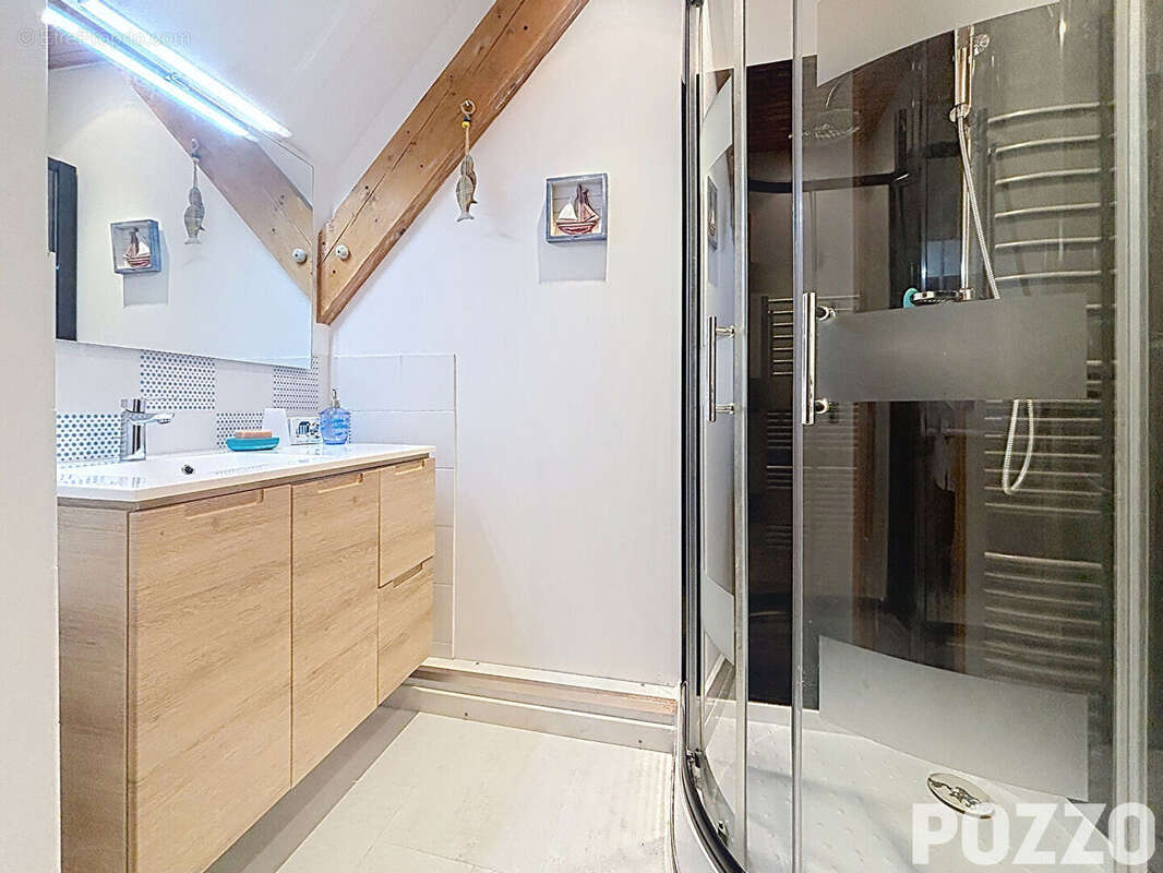 A Vendre - Marcilly - Maison 9 pièce(s) 255 m² - photo 16