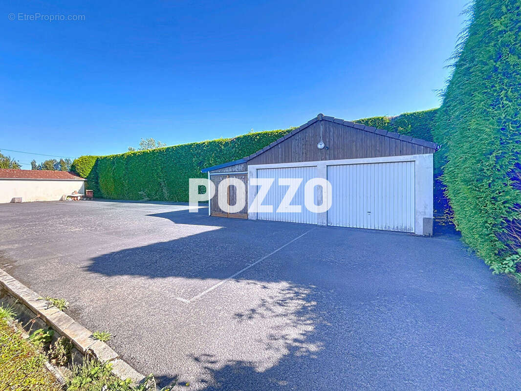 Maison à LA TRINITE