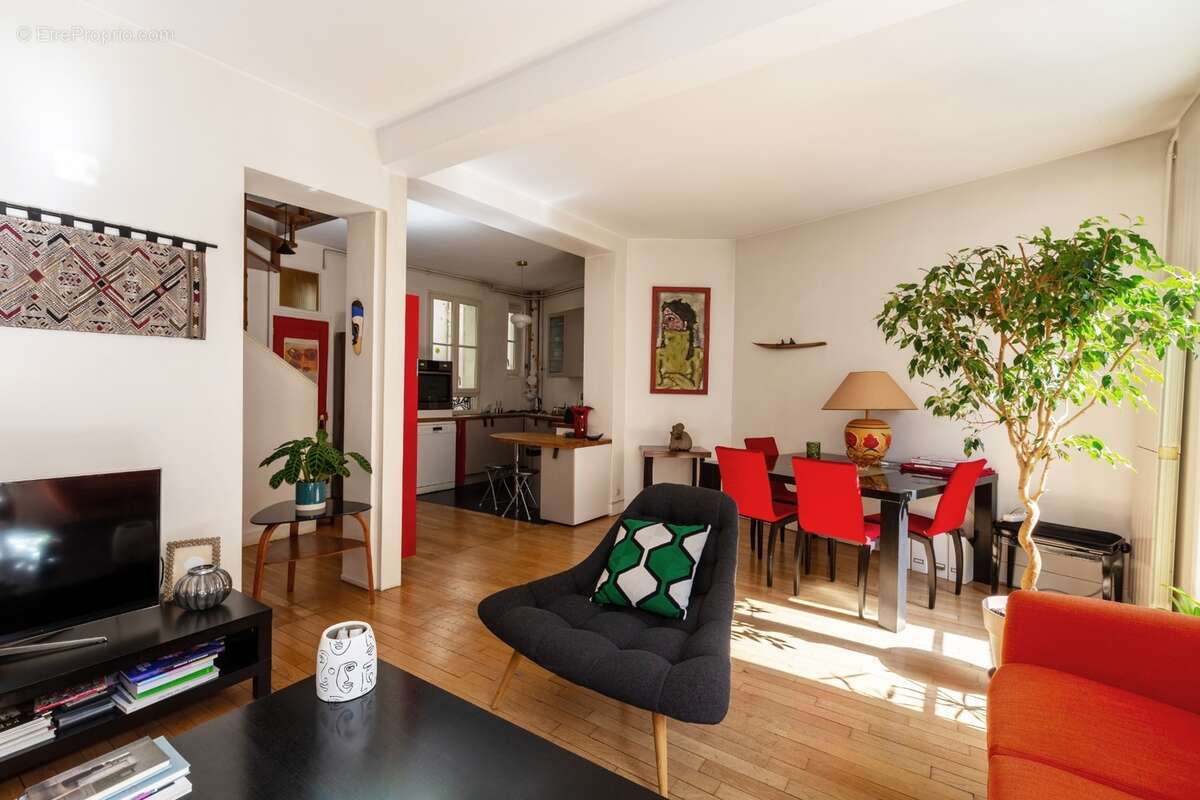 Appartement à vendre 6 pièces PARIS 18EME ARRONDISSEMENT (75) - photo 5