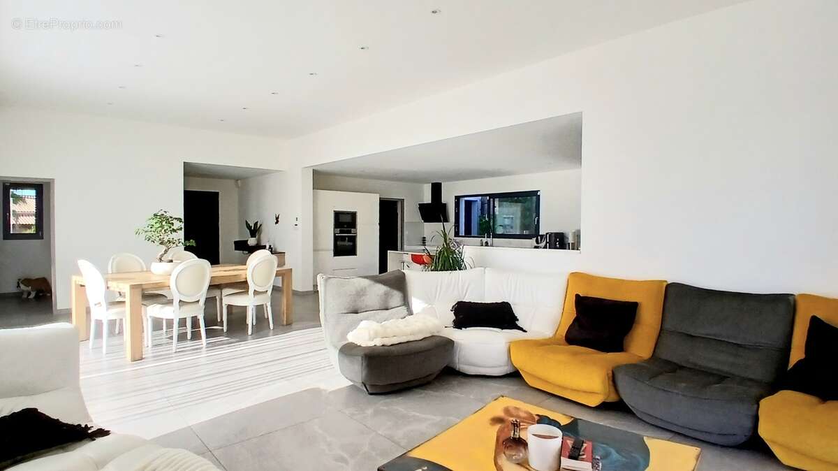 Maison à MURVIEL-LES-BEZIERS