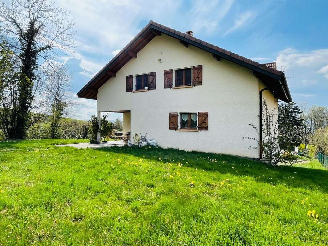 Maison 210 m² à Beaumont  - photo 9