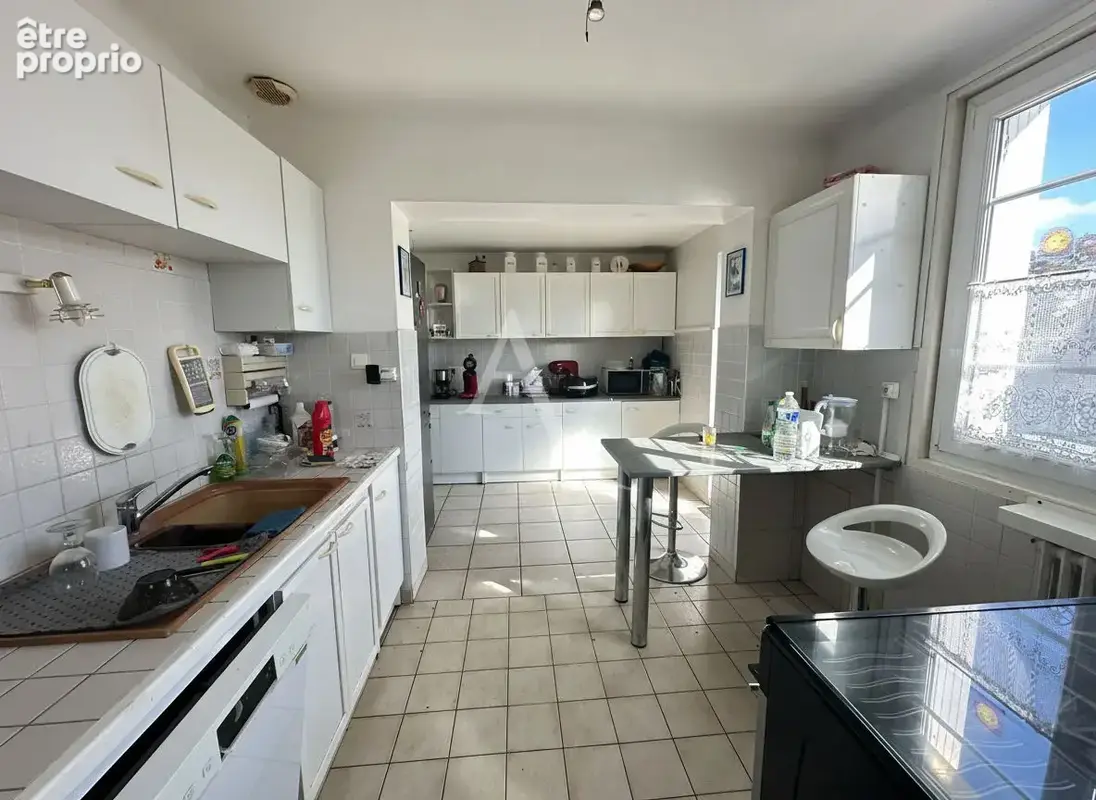 Maison 3 chambres 118 m² à vendre à Maché, avec piscine - photo 3
