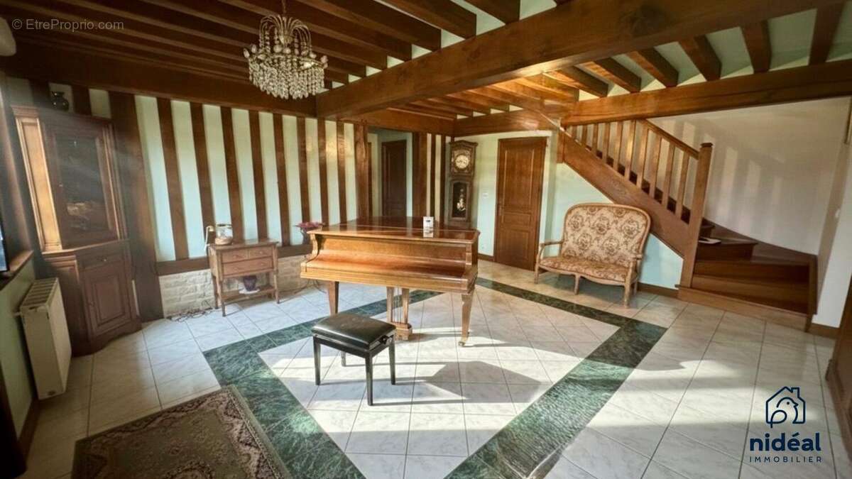 Maison à AUTHEUIL-AUTHOUILLET