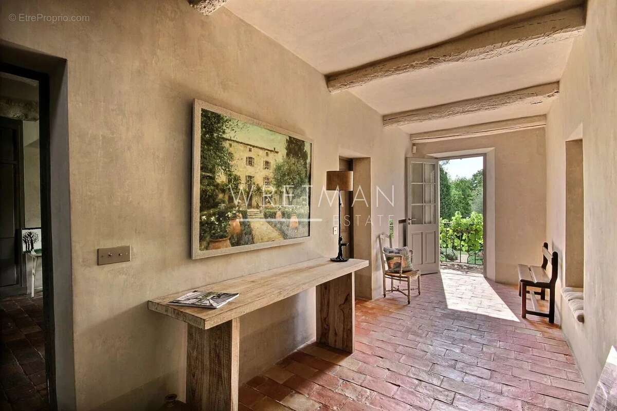 Maison à ROQUEFORT-LES-PINS