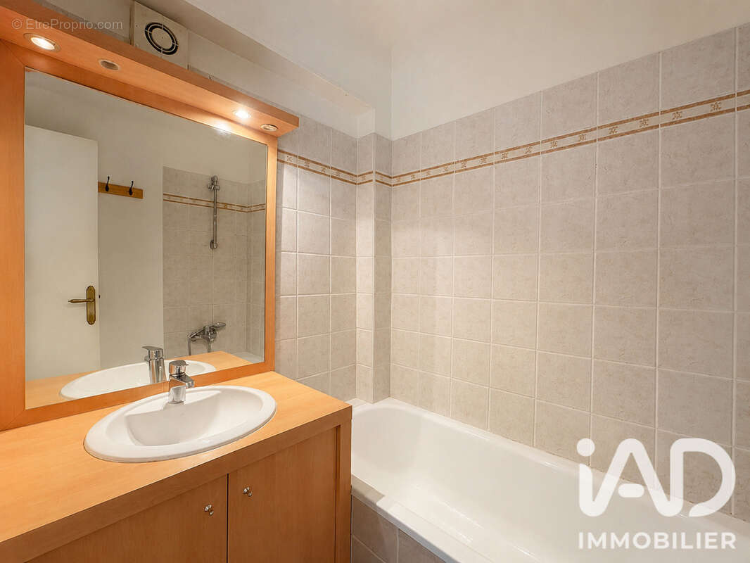 Photo 8 - Appartement à MONTROUGE