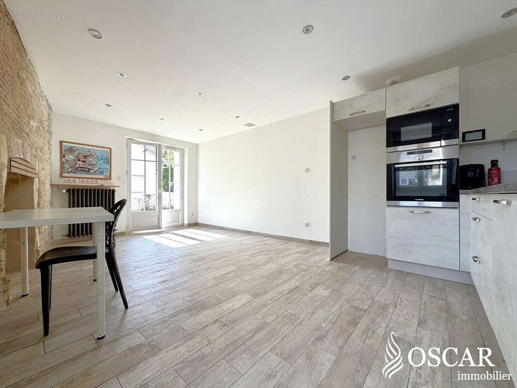 Appartement à SAINT-SEBASTIEN-SUR-LOIRE
