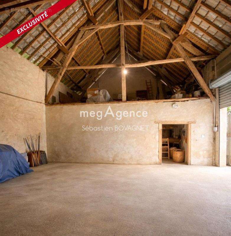 Maison à LA CHAPELLE-SAINT-AUBIN