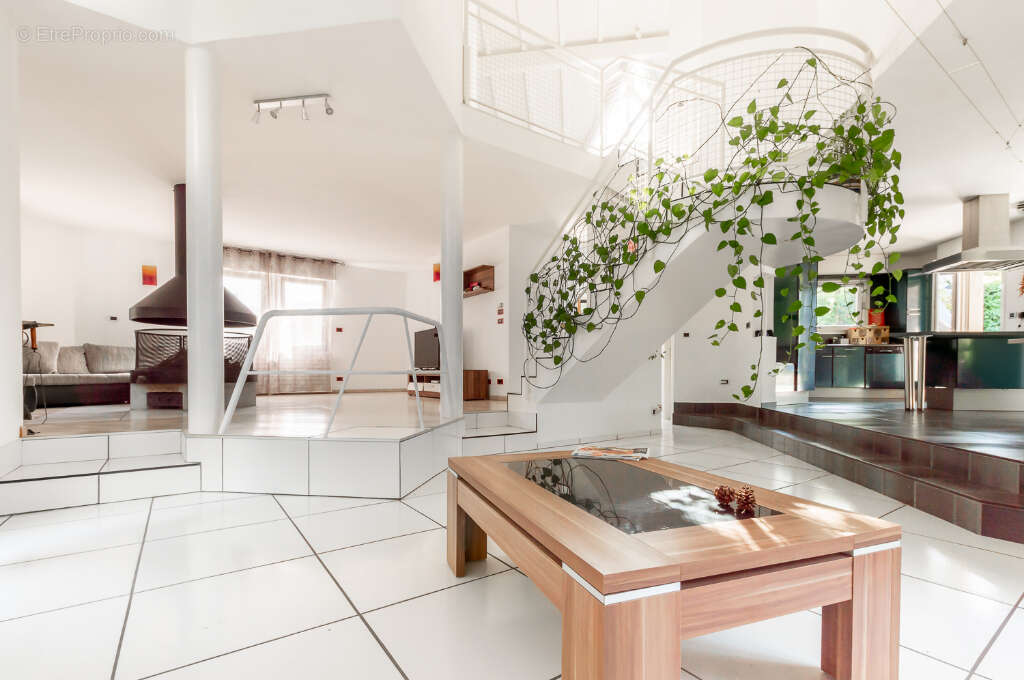 Maison Saint Julien En Genevois 6 pièce(s) 160 m2 - photo 6