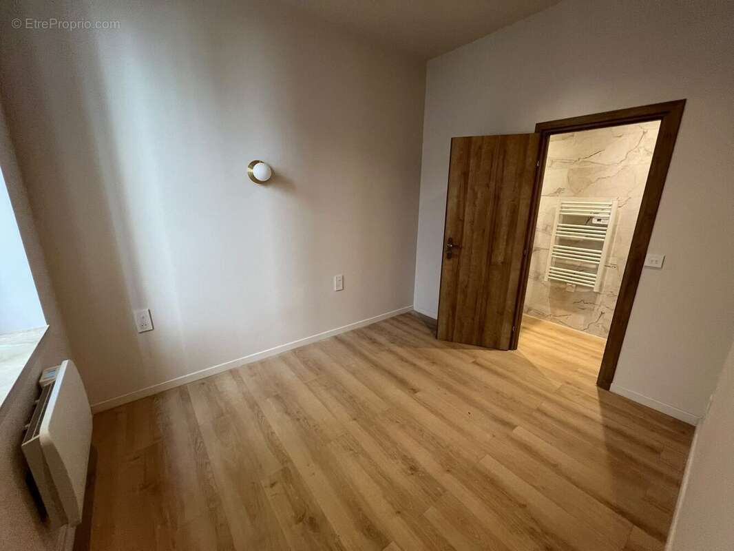Appartement 25 m² à Marseille-4e  - photo 6