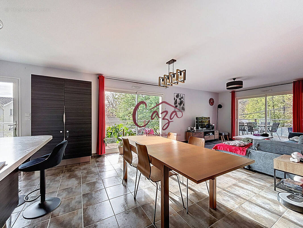 Maison à CAMBLANES-ET-MEYNAC