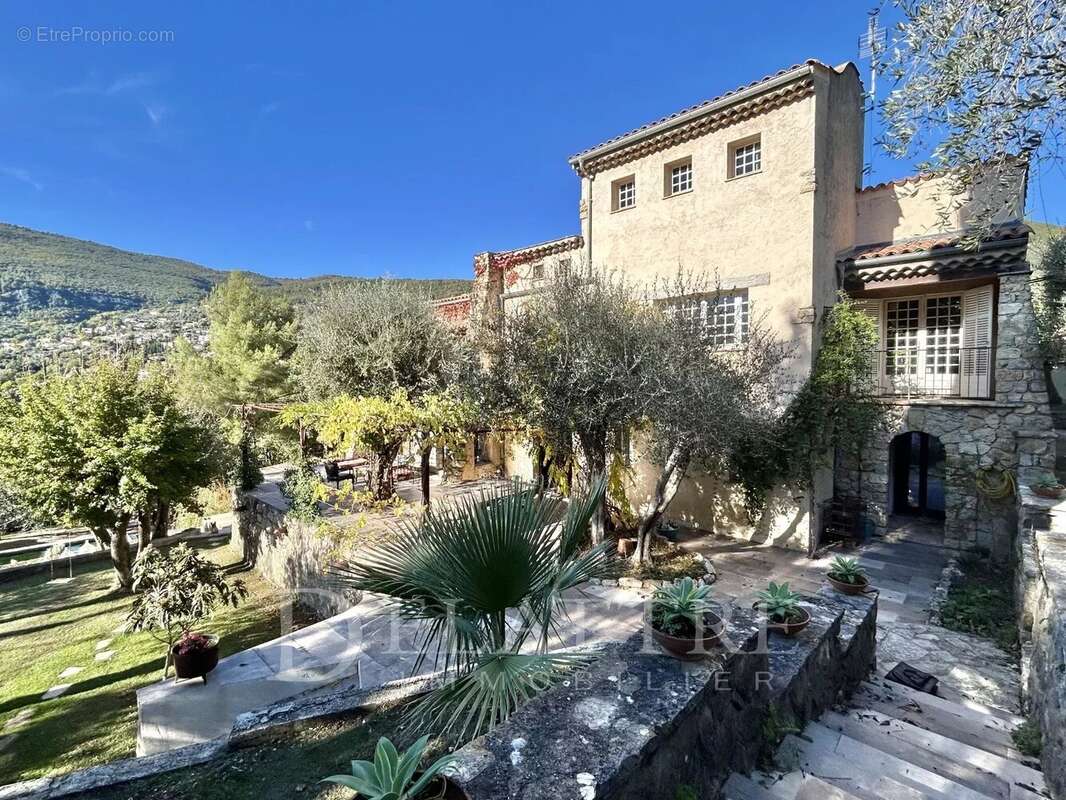 Maison à GRASSE