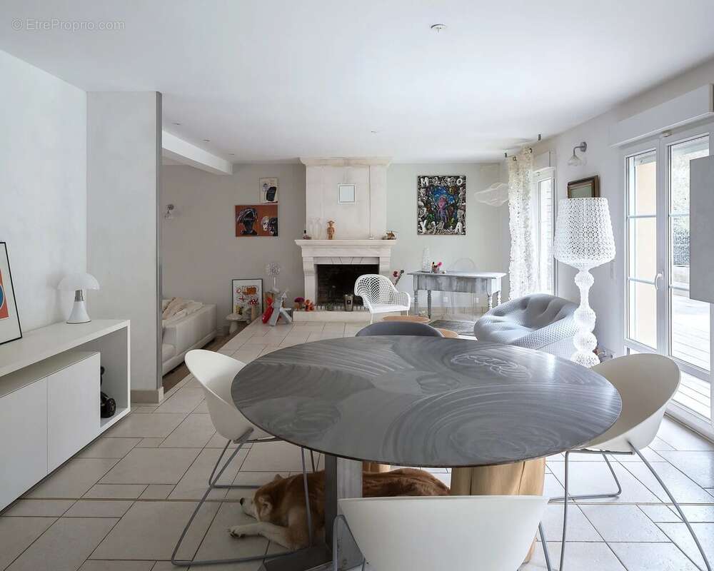 Maison à JOUY-AUX-ARCHES