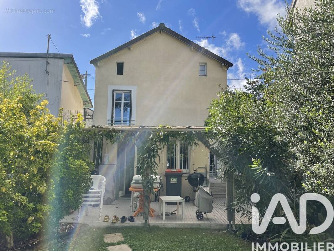 Photo 1 - Maison à SARCELLES