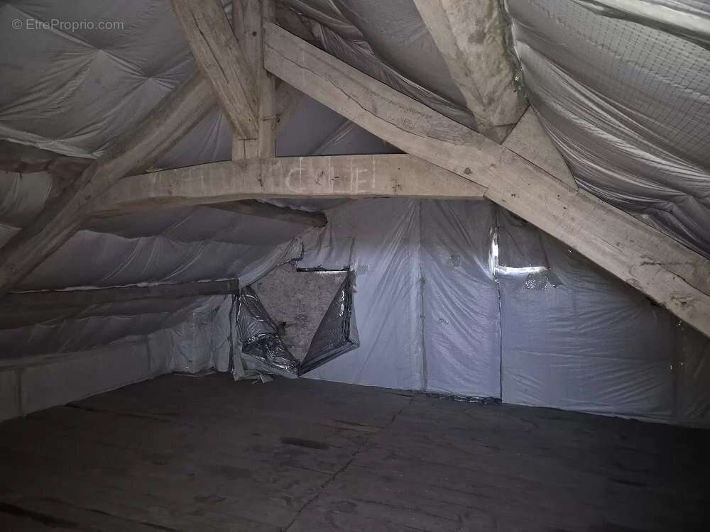 Maison à CORBEILLES