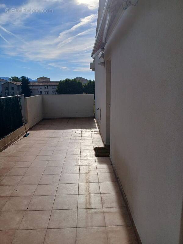 Photo 1 - Appartement à MARSEILLE-10E