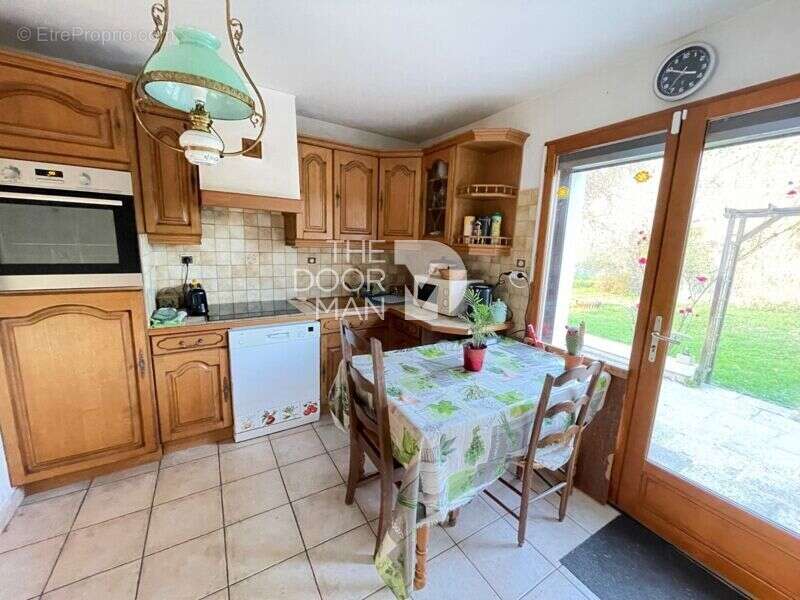 Maison à ROCHES-BETTAINCOURT