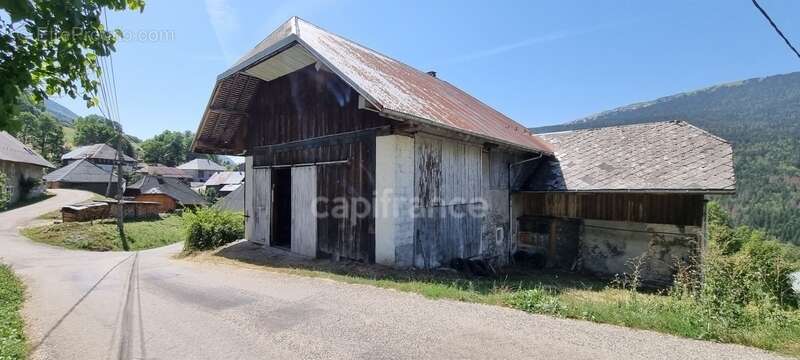 Maison à AILLON-LE-VIEUX