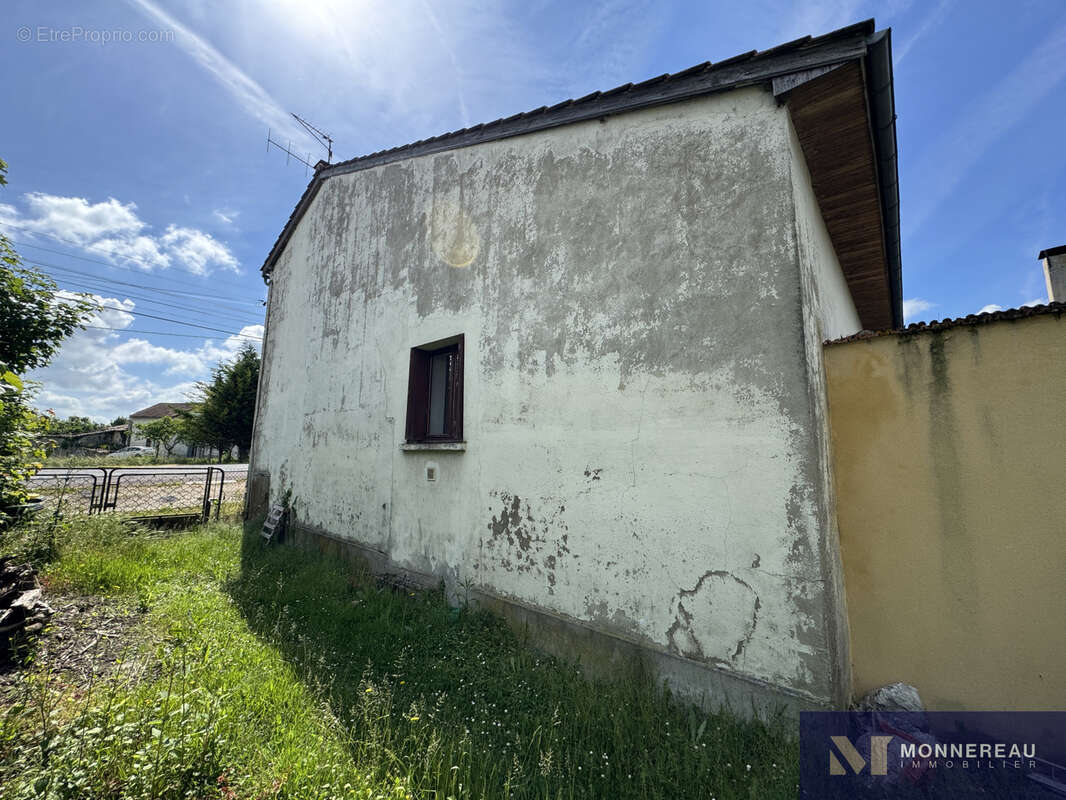 Maison à REIGNAC