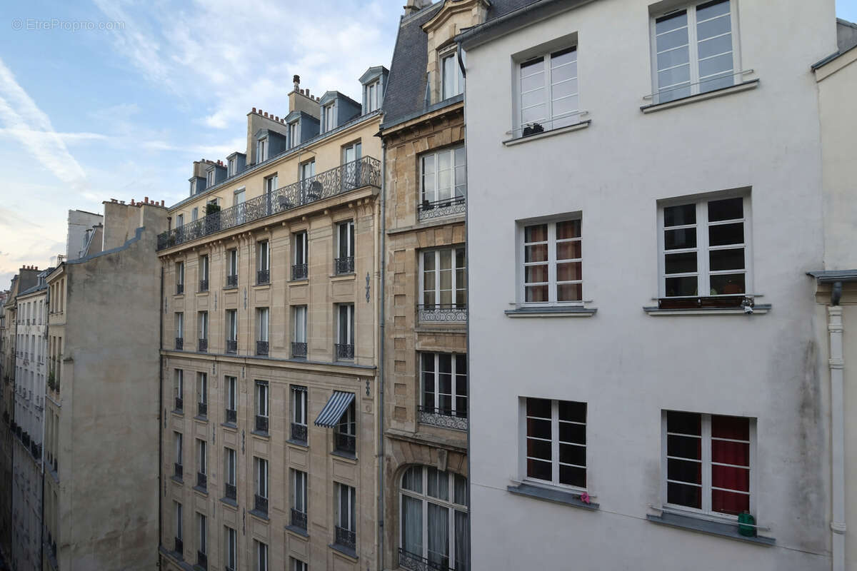 Appartement à PARIS-4E