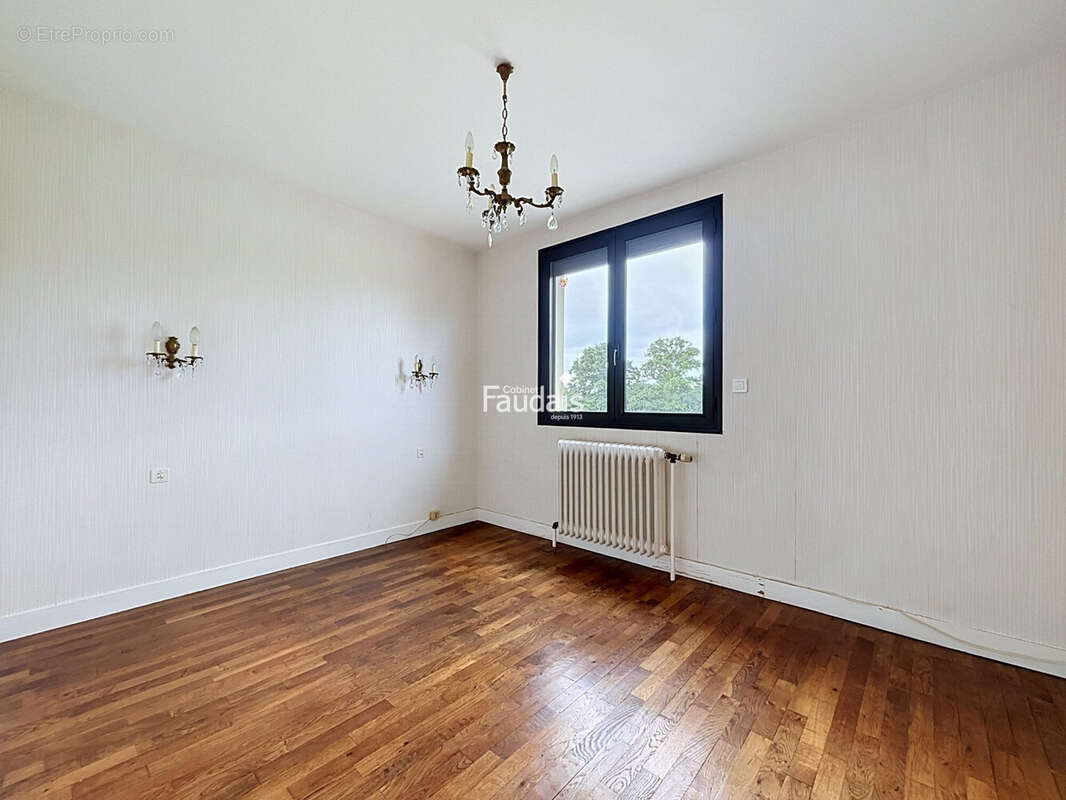 Maison 80 m² à Canisy  - photo 6
