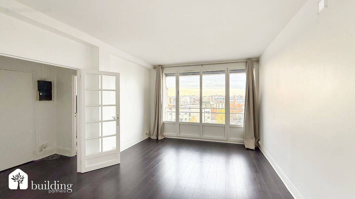 Appartement à LEVALLOIS-PERRET