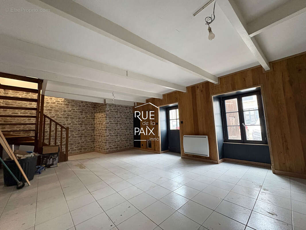 Maison à LA MOTHE-SAINT-HERAY