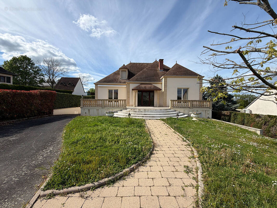 Maison à PREMILHAT