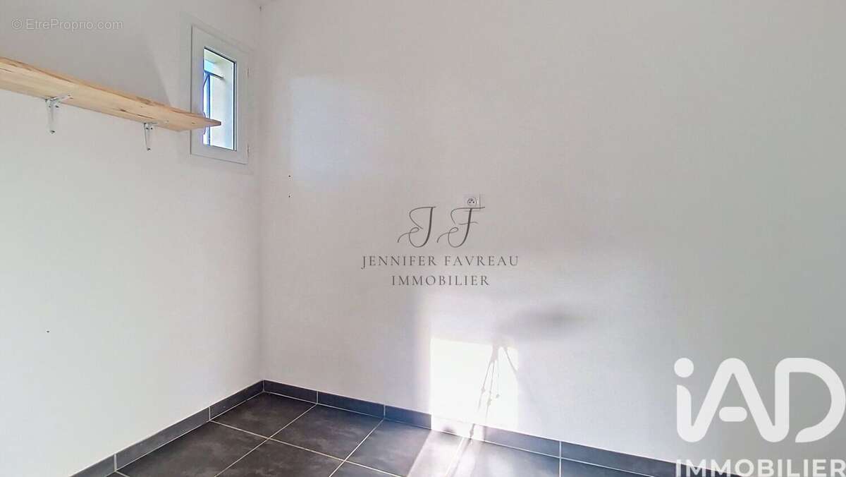 Photo 8 - Maison à IZON