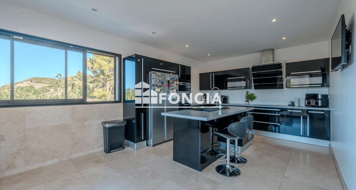 Les pennes-mirabeau – propriété d’exception - photos extérieur ssur demande - photo 4