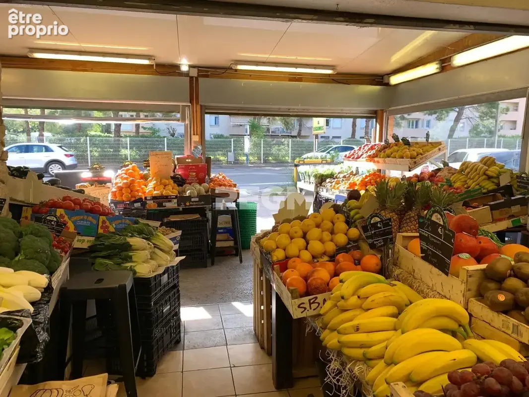 À CÉDER   Commerce alimentaire rentable, établi depuis 17 ans, avec activité relais colis - photo 10