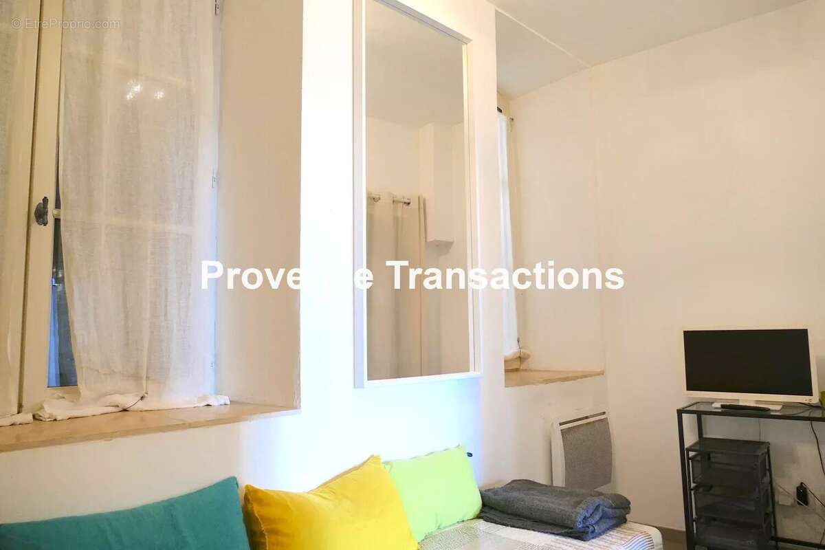 Appartement à BEAUMES-DE-VENISE