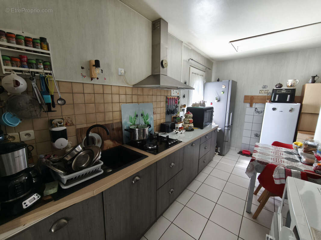 Maison à CERANS-FOULLETOURTE