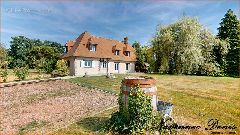 Maison à BERNAY