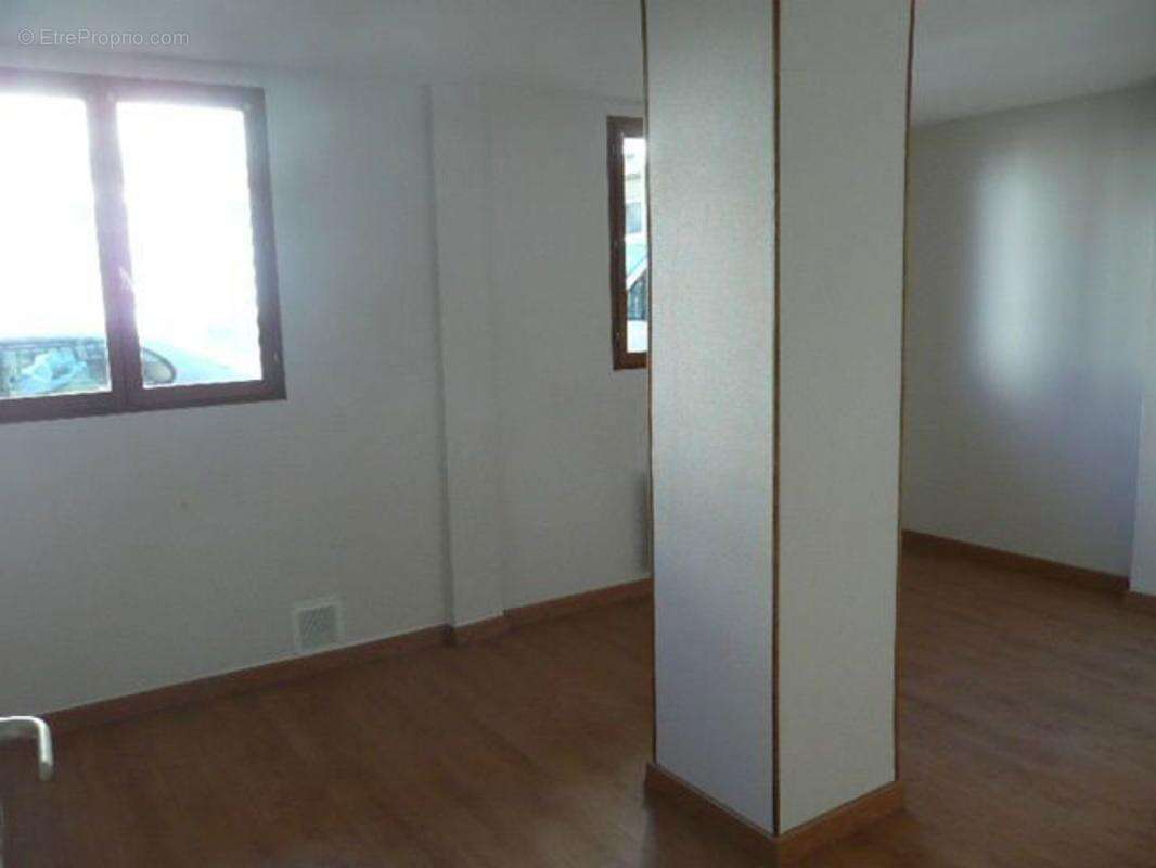 Commerce à SOUILLAC