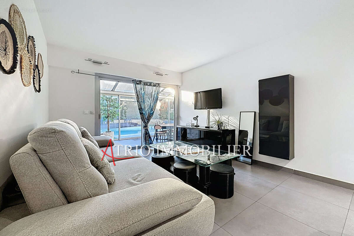 Maison à CAGNES-SUR-MER