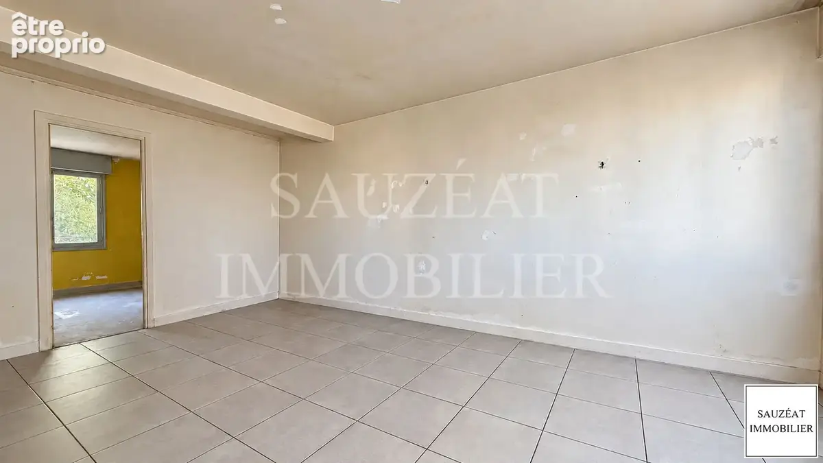 Bagneux - Opportunité à saisir ! Appartement 3 pièces à rénover - Centre-ville - photo 4