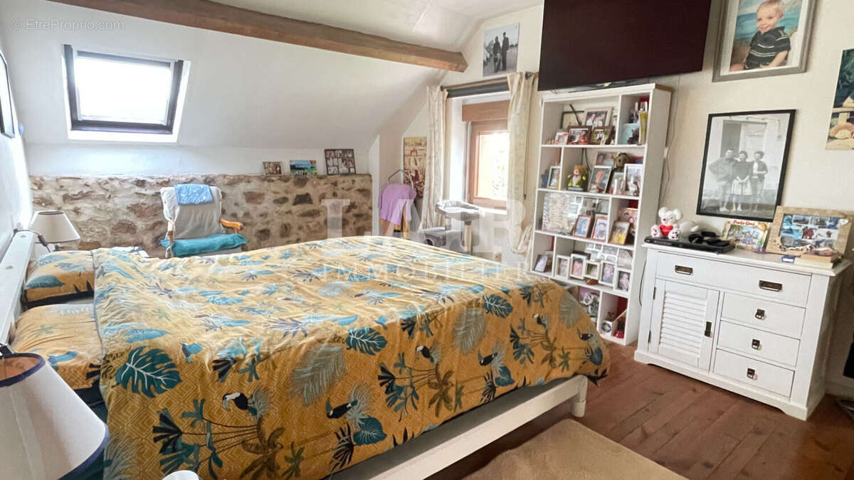 Maison à FRESNAY-SUR-SARTHE