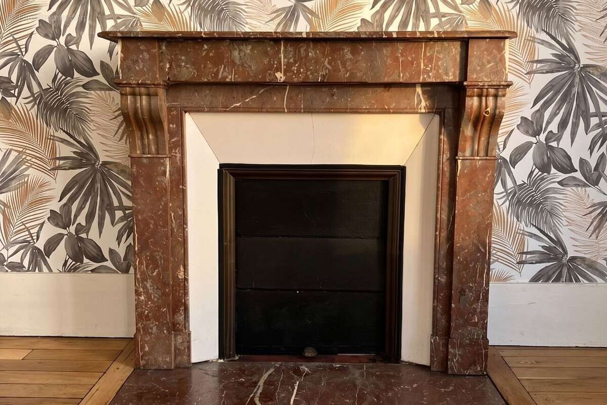 Appartement à SAINT-MAUR-DES-FOSSES