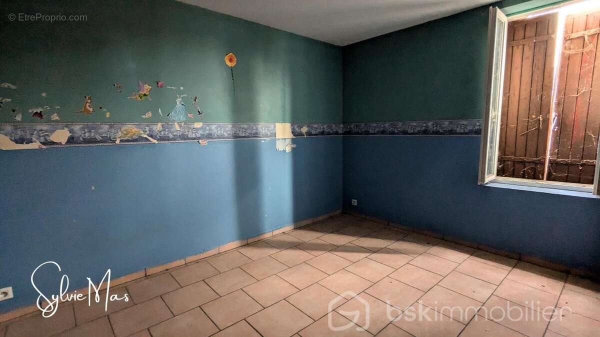 Appartement à FUMEL