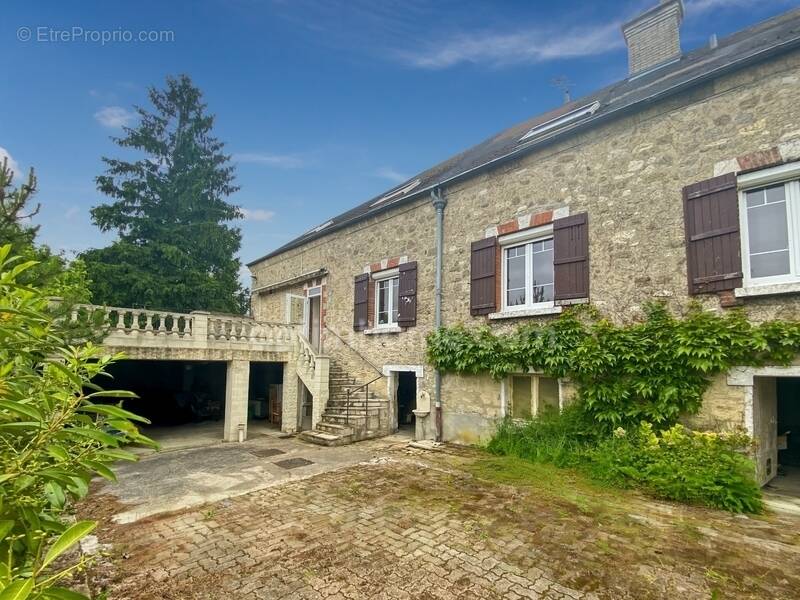 Maison à SERVAL